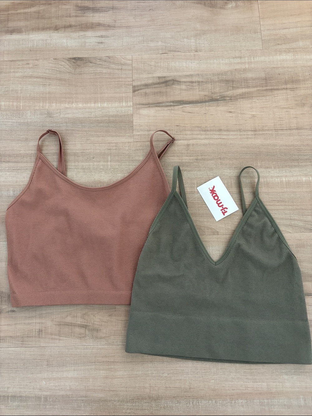 Bozzolo Tank & V-Neck Ribbed Cami Duo - Mauve Pink & Olive